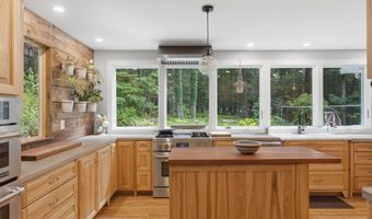 45 Barberry Dr, Burlington, CT 06013
