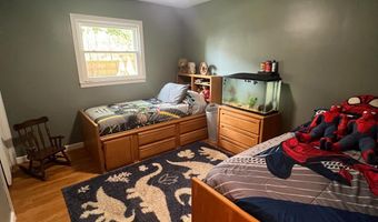 89 Woodlawn Dr, Batesville, IN 47006