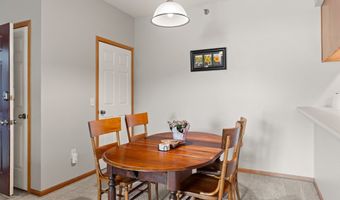 1107 NE 5th Ln 11, Ankeny, IA 50021
