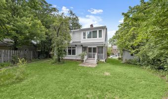4812 7TH St N, Arlington, VA 22203