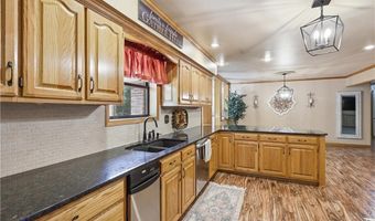 1426 E State Line Rd, Baxter Springs, KS 66713