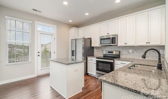 9444 Kings Parade Blvd, Charlotte, NC 28273