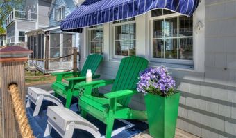 220 Narragansett Ave, Barrington, RI 02806