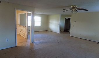 6795 S COUNTY ROAD 33, Ashford, AL 36312