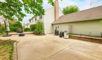 3025 Woods Creek Ln, Algonquin, IL 60102