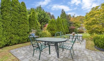 608 Raritan Ave, Atlantic Highlands, NJ 07716