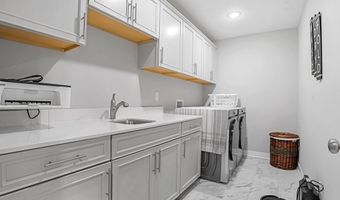 3581 Tipperlin Rd, Bargersville, IN 46106