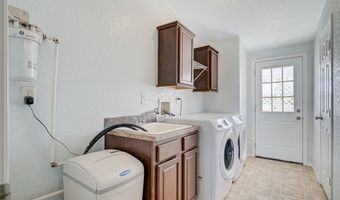 2330 Shasta St, Jean, NV 89019