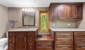 1633 Massee St, Albert Lea, MN 56007