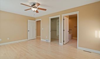 423 APPLETREE Ln, Cheyenne, WY 82009