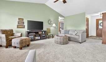 1936 N REXFORD St, Appleton, WI 54914