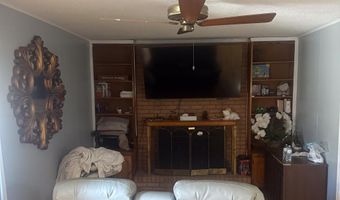 102 N Hazel Ave, Andrews, SC 29510