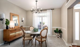 207 Farm Creek Dr E, Asheville, NC 28806