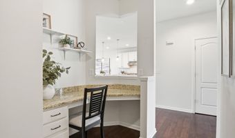 552 Wishing Tree Ln, Ann Arbor, MI 48108