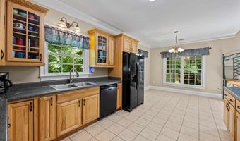 1141 Golf Course Ln, Athens, GA 30605