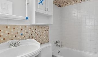 608 Mount Vernon Dr, Arnold, MO 63010