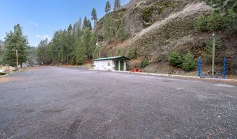 S Cave Bay, Worley, ID 83876
