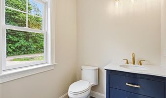 413 New River Rd, Lincoln, RI 02838