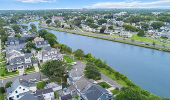 135 Lakeside Ave, Avon By The Sea, NJ 07717