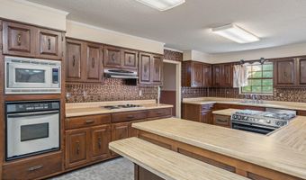 922 Highway 39, Athens, TN 37303