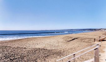 619 Beach Dr, Aptos, CA 95003