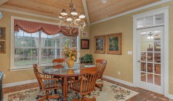 400 Crouch Rd, Benton, LA 71006
