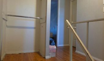 942 MIDDLEBOROUGH Rd, Baltimore, MD 21221