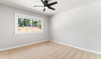 3008 N Victoria Dr, Alpine, CA 91901