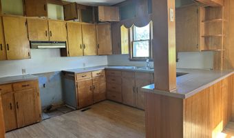 762 E 1100 Rd, Baldwin City, KS 66006