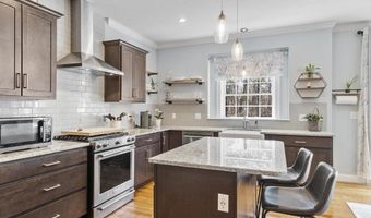 11 Wilson Rd, Berlin, MA 01503