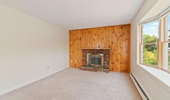 44 Cottage Grv, Burlington, VT 05408