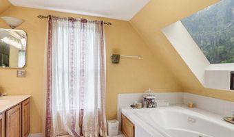 14302 DELCASTLE Dr, Bowie, MD 20721