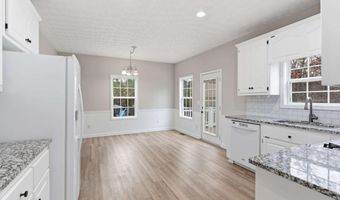 125 Nelson Oaks Dr, Ball Ground, GA 30107