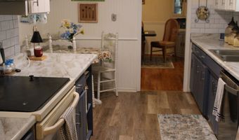 1170 Hanging Rock Rd, Boiling Springs, SC 29316