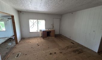 5419 Shady Ln, Anderson, CA 96007