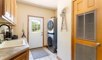 1191 ROBERTS Dr, Bloomfield, NM 87413