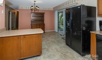 91 Haw Creek Cir, Asheville, NC 28805