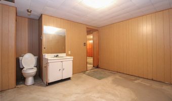 66 S Beverly Ave, Austintown, OH 44515