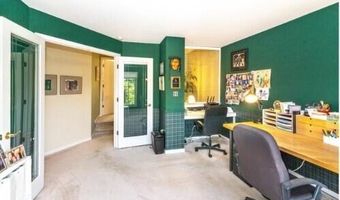 2734 Winter Garden Ct, Ann Arbor, MI 48105