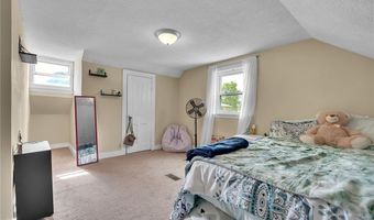 353 W Park St, Albion, NY 14411