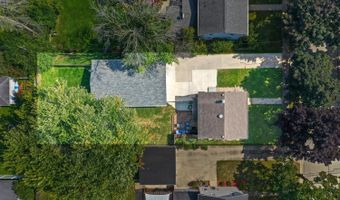 1124 W PARKWAY Blvd, Appleton, WI 54914