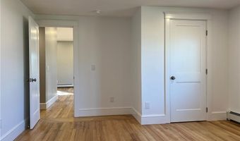 45 Trout Dr, Middletown, RI 02842