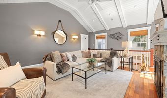 132 S GARFIELD St, Arlington, VA 22204