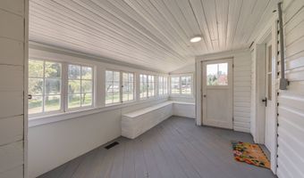 412 AZALEA GLEN Rd, Azalea, OR 97410