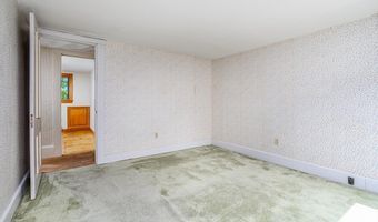 40 Washington St, Ayer, MA 01432