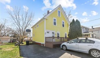 66 Earl Ave, East Providence, RI 02915