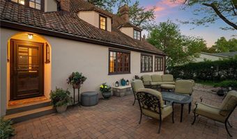 808 4th St SW, Austin, MN 55912