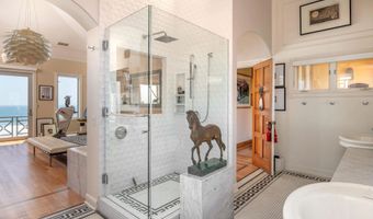 5143 Shore Dr, Carlsbad, CA 92008