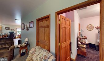 2072 SOL SHANHOLTZ Rd, Augusta, WV 26704