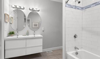 163 Elm St 1, Amesbury, MA 01913